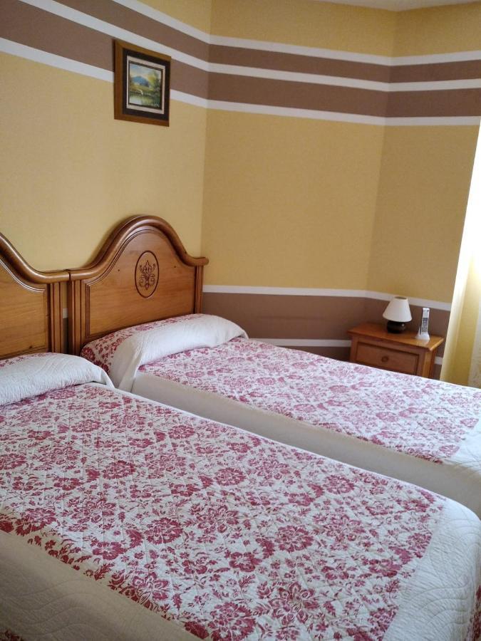 Pension Vega De Pas Comillas Dış mekan fotoğraf